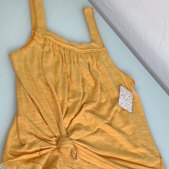 Free People Poppy Gold front knot square neck Tank top size Medium NWT - Picture 3 of 14